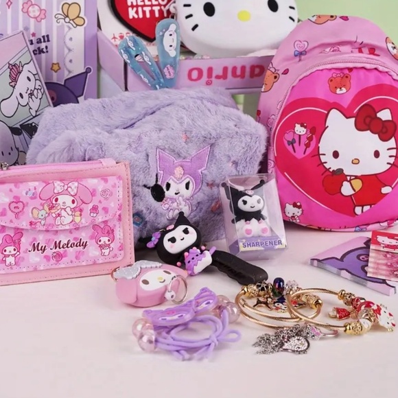 NEW! Sanrio Hello Kitty and Friends Mystery Box! - Picture 5 of 6